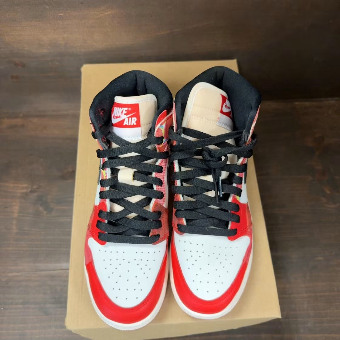 Used - Air Jordan 1 Retro High OG Spider-Man Across the Spider-Verse (GS) - US 5Y - detail 2