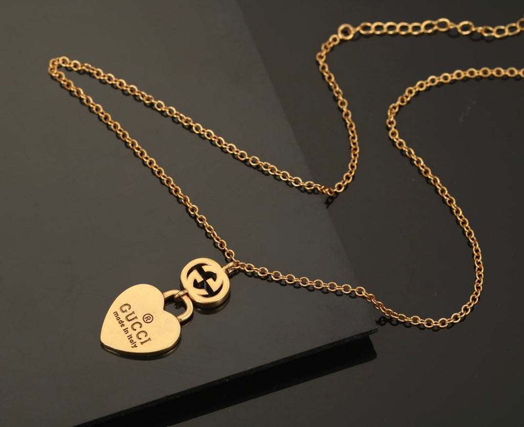 Gucci Double Heart Pendant 18K Gold Necklace
