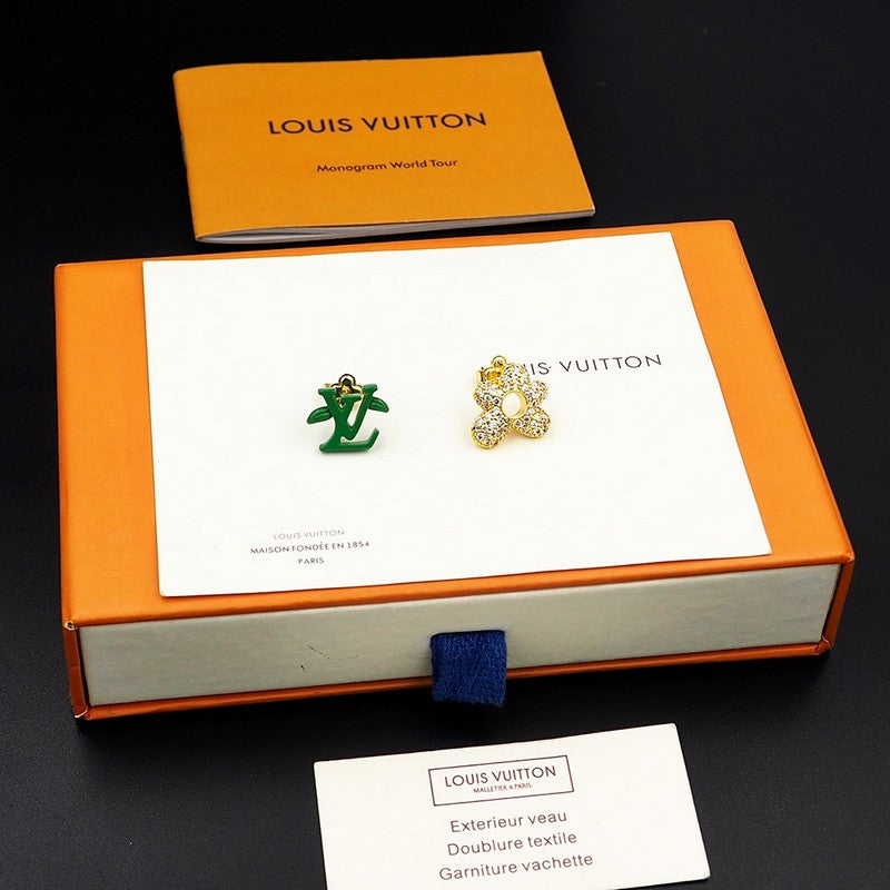 Louis Vuitton Blossom Green Diamond 18K Gold Earrings