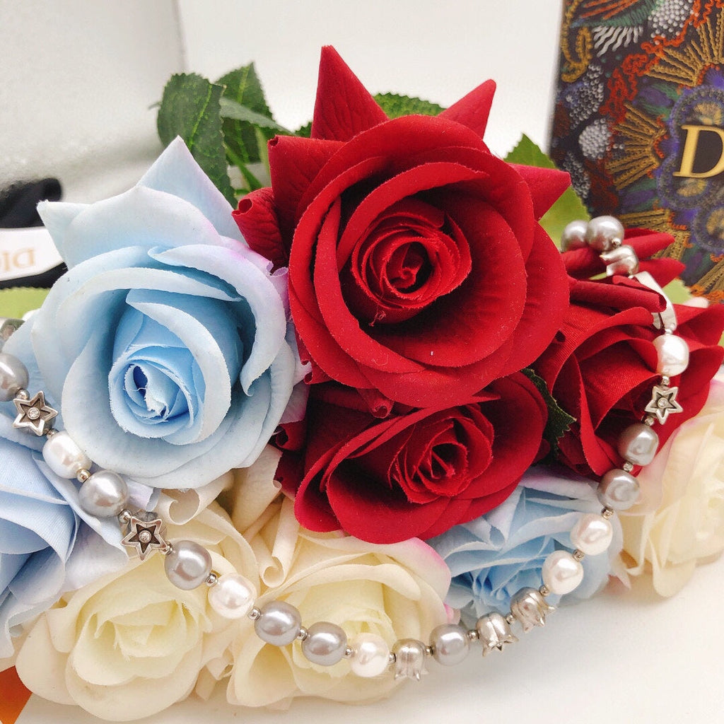 Dior Pearls And Stars 18K Gold Necklace