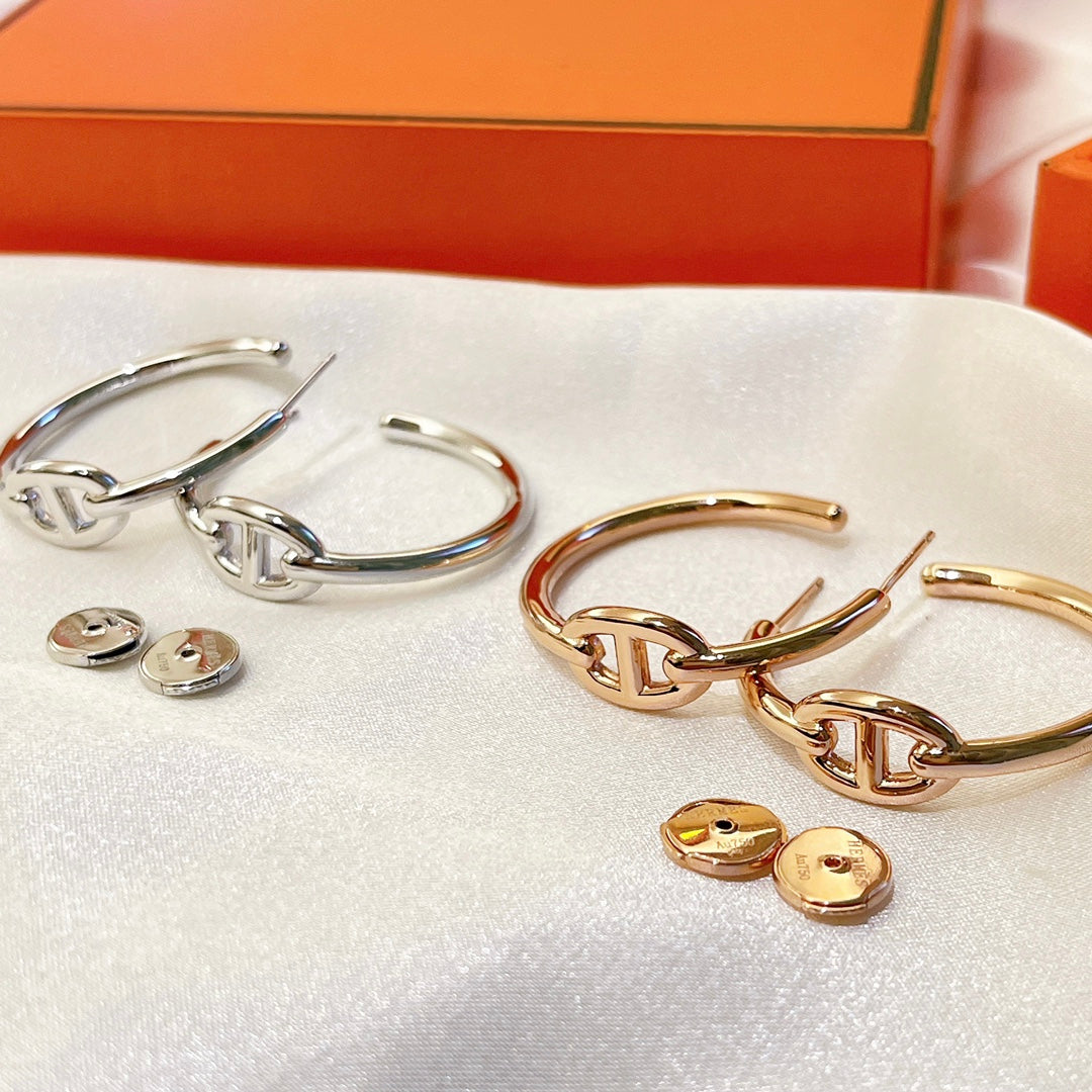 Hermes Chaine D'Ancre 18K Gold Earrings